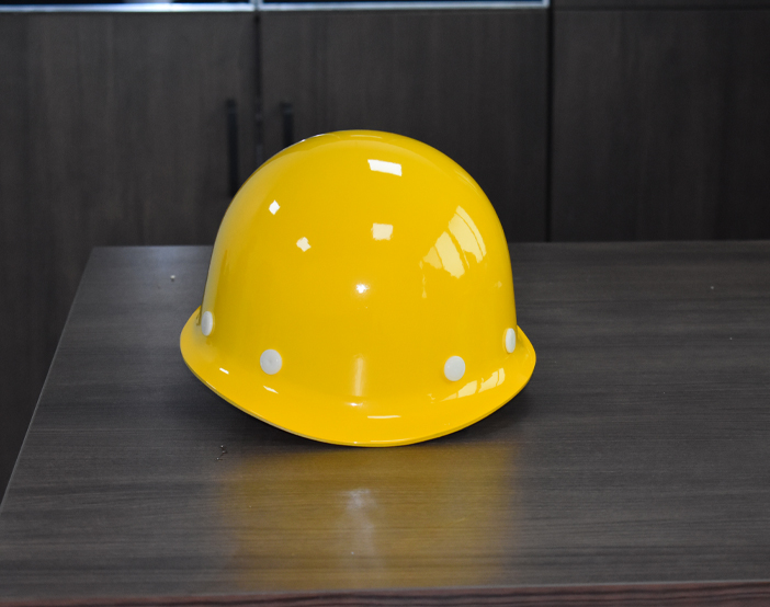 安全帽廠家告訴您安全帽的防護(hù)作用！