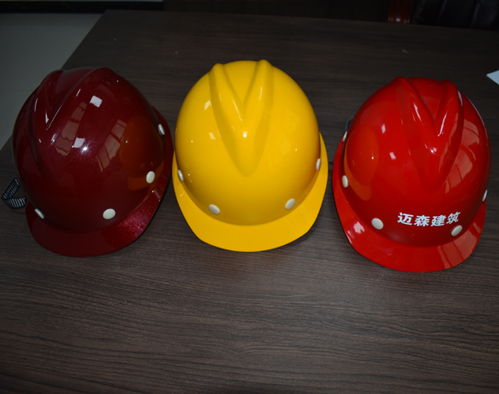 安全帽廠(chǎng)家小編為您講解特種勞動(dòng)防護(hù)用品安全標(biāo)志標(biāo)識(shí)。